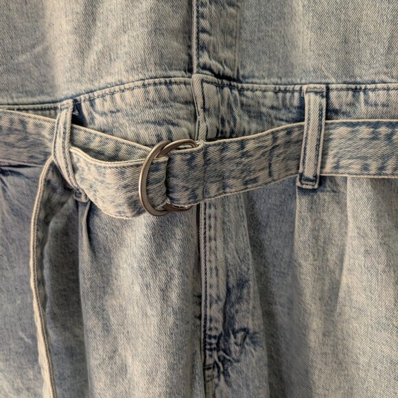 NWT GAP Stonewashed Denim Jumpsuit Belted Long Sleeve Light Jean Women's Size‎ 8 - Picture 14 of 16